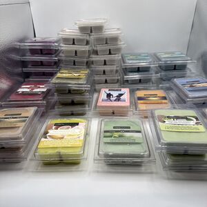 Lot of 35 Luminessence Square Scented Wax Melts Various Scents